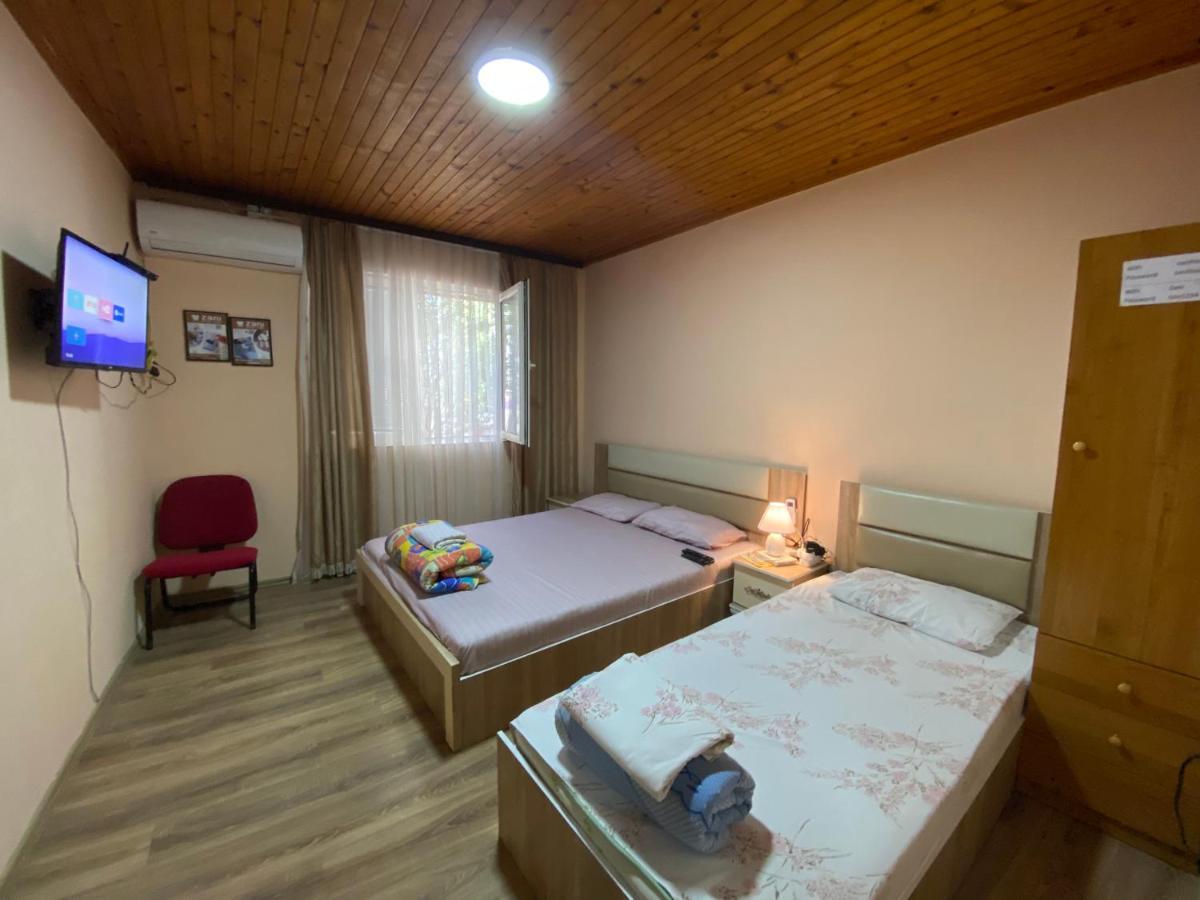 Zani Hostel Prizren Exterior foto
