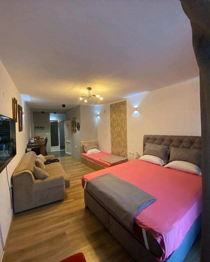 Zani Hostel Prizren Exterior foto